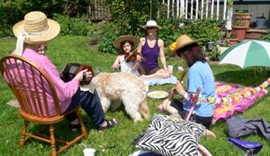 opal residents on the grass